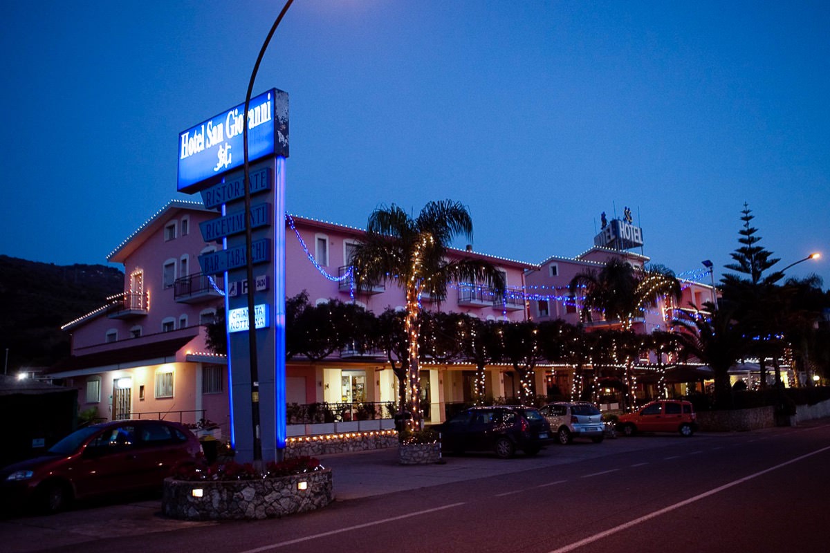 Hotel